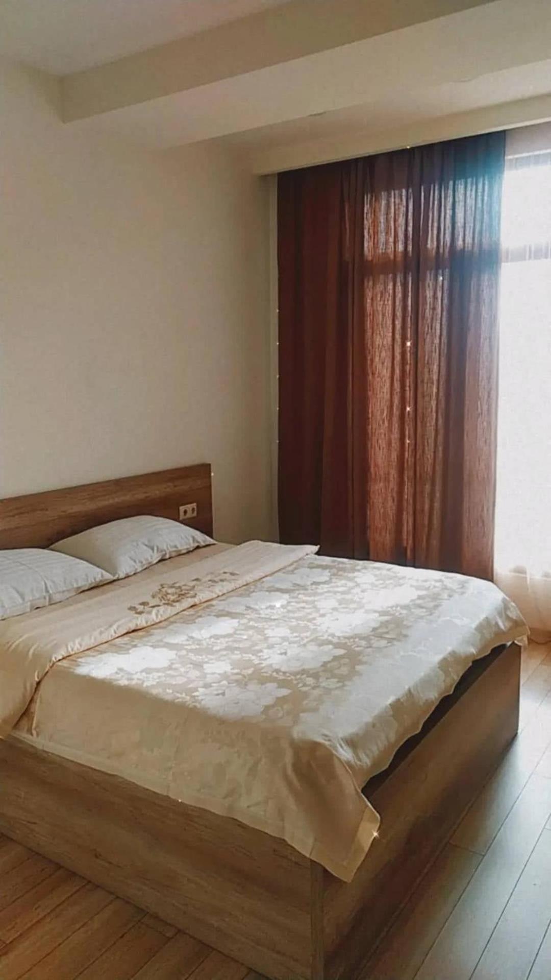 Tikas home Апартаменты Тбилиси Екстериор снимка